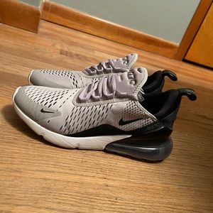 Air Max 270